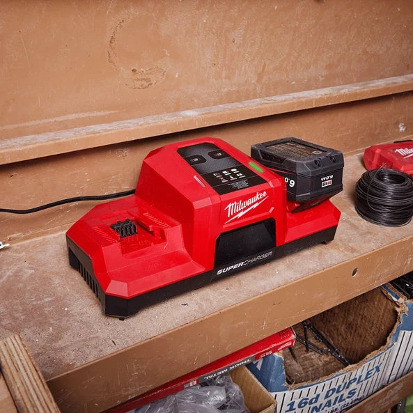 M18 FORGE Dual Bay Super Charger