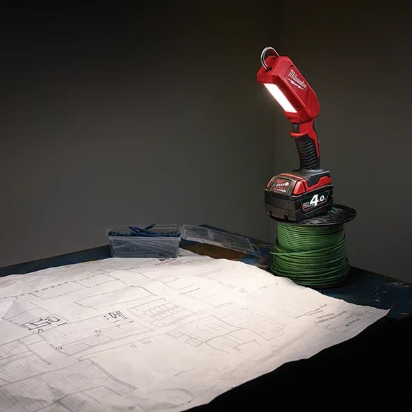 Splashproof LED Inspection Light, Cordless 18V