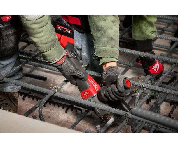 Milwaukee M18 FUEL Cordless Rebar Cutter (Up to 32 mm / #10) – M18 FRBCO