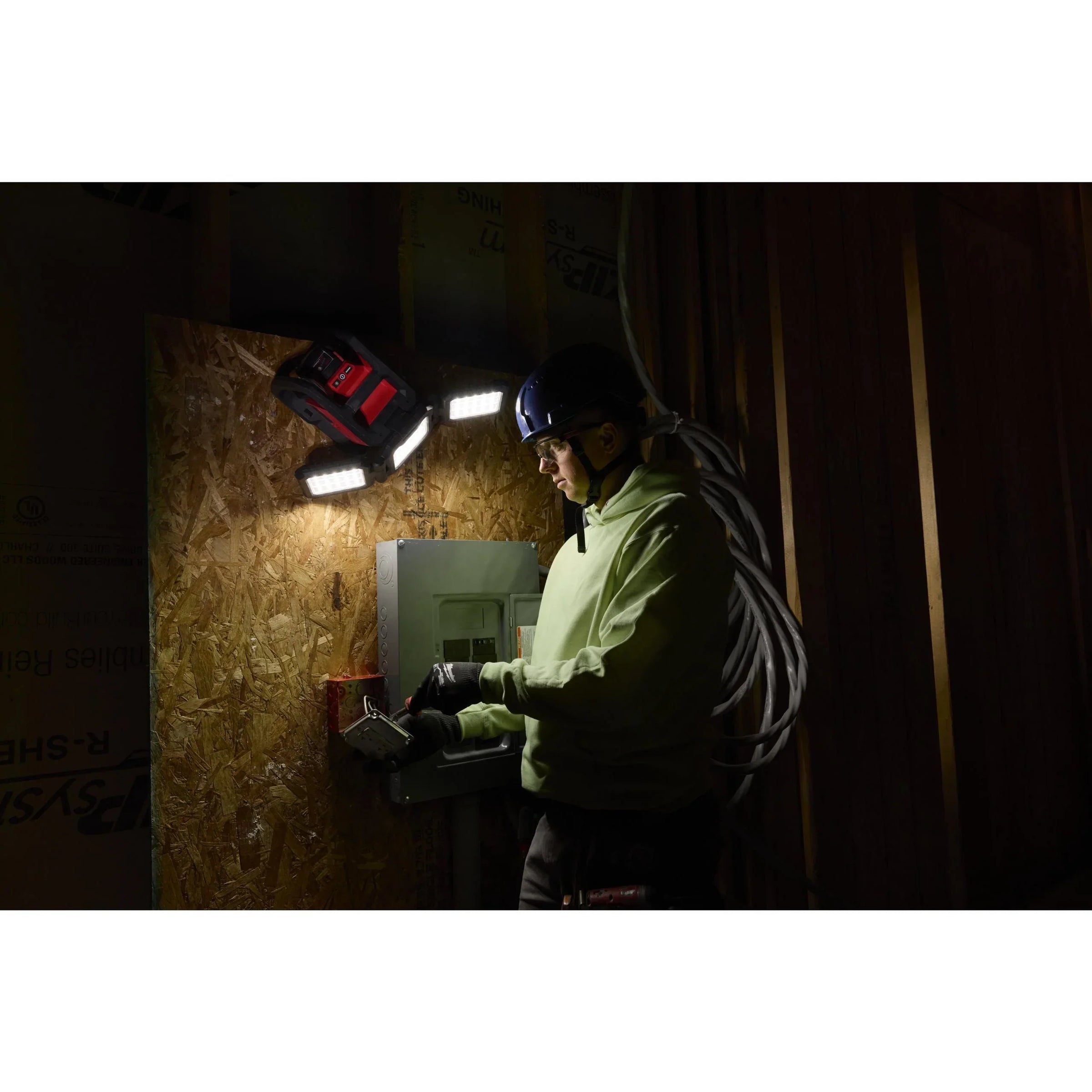 M18 Multi-Directional Task Light, 4500 Lumens