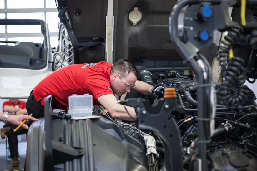 Combinaison Réparation Châssis et Moteur